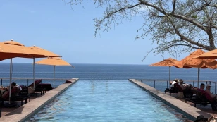 mindil-resort-infinity-pool